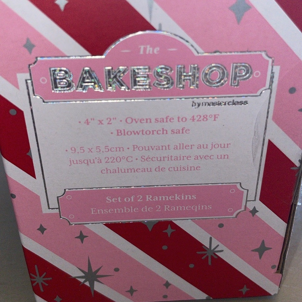 Bakeshop Stripped Ramekins - Picture 2 of 2